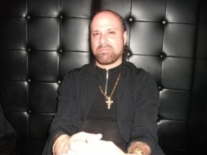 Tony Knuckles