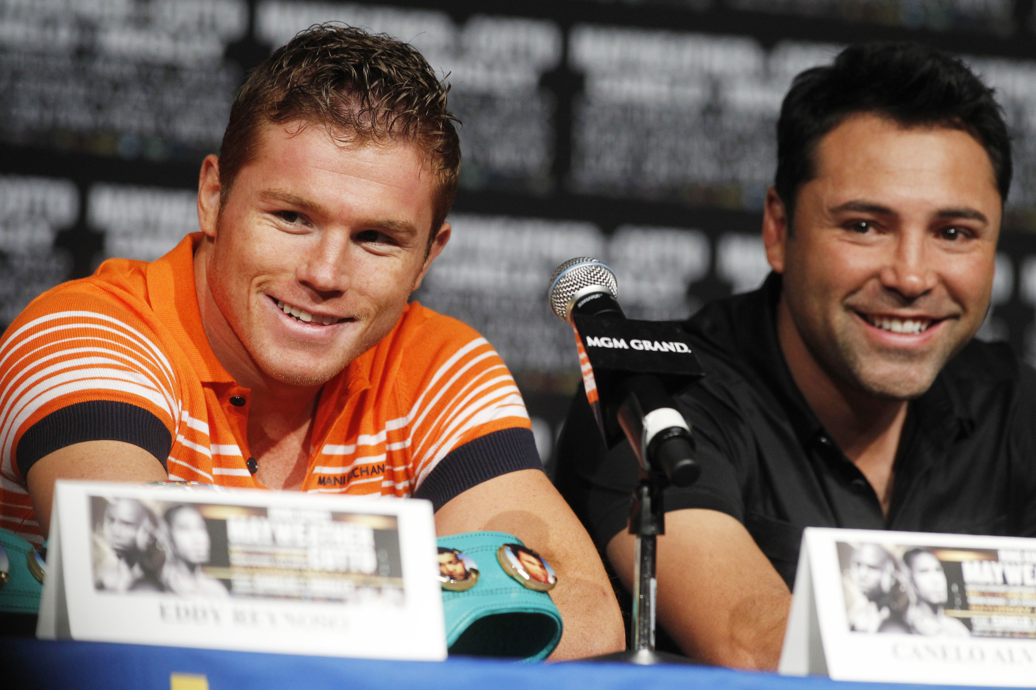 Vinny s Views Memo To Oscar De La Hoya Don t Force Canelo Alvarez To 