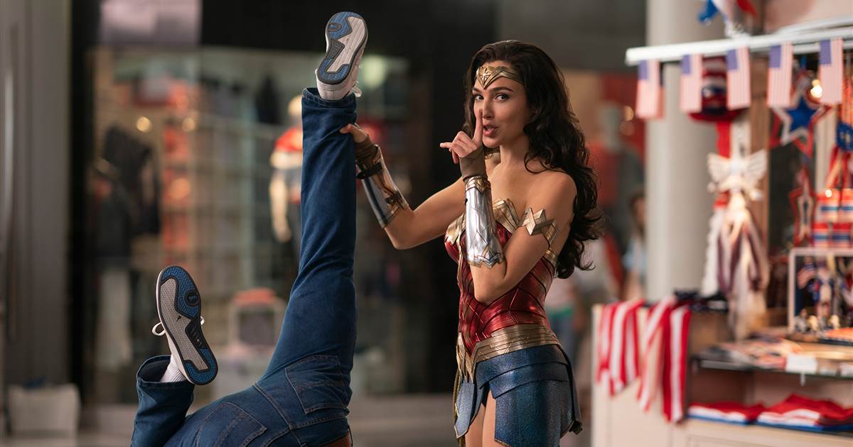 Ringside Report Movie Review: Wonder Woman 1984 - Vimarsana News